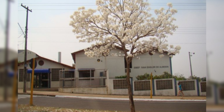 Aluno de 11 anos é hospitalizado após queda em escola municipal de Bauru