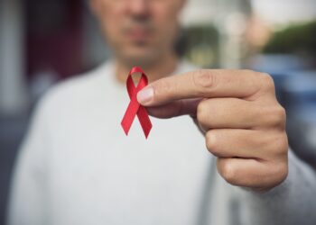 Saiba como identificar os sintomas do AVC e prevenir a doença