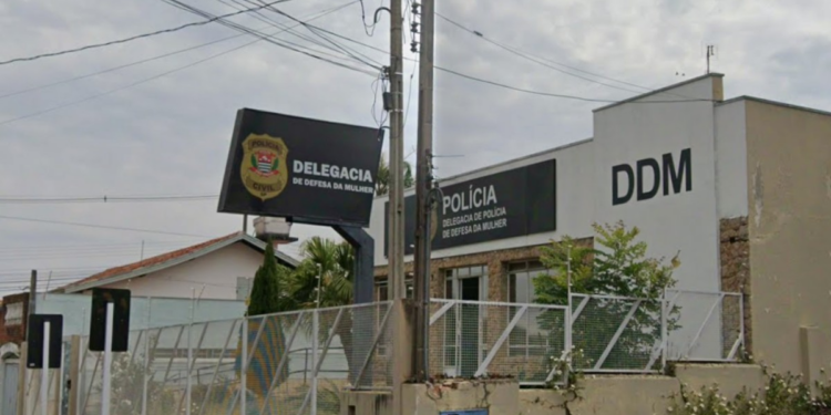 Homem descumpre medida protetiva, invade casa e é preso por suspeita de estuprar a ex em Botucatu