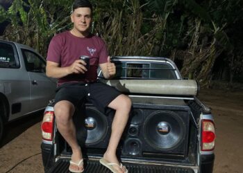 Jovem de 18 anos morre após bater com motocicleta na traseira de caminhão em Itápolis